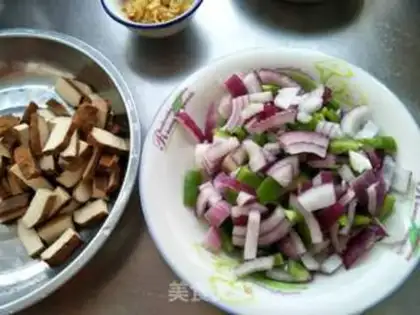 Make Onion gravy step 1