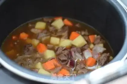 Make Potato beef rice step 5