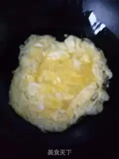 Make Soy sausage and egg fried rice step 4