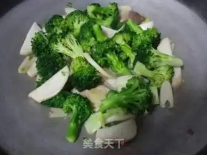 Make Brooms and broccoli step 7