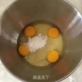 Make A waterless honey cake step 0