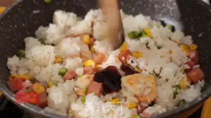 Make Pineapple rice step 6