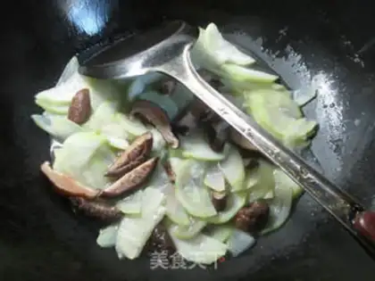 Make The mushrooms are cooking at night step 6