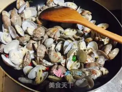 Make Spicy clams step 7