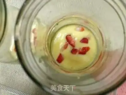Make Rainbow yogurt juice step 1