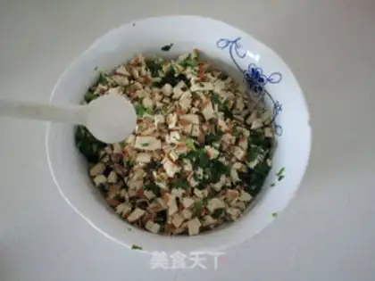 Make The gravy pine nuts step 3