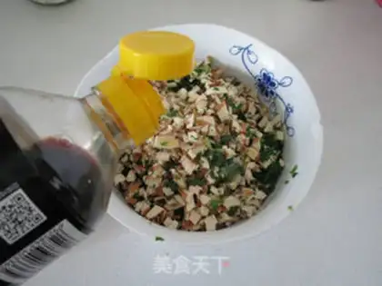 Make The gravy pine nuts step 5
