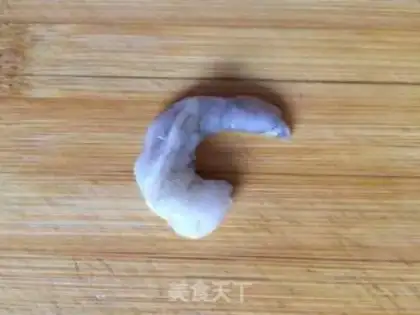 Make Celery lily shrimp step 1