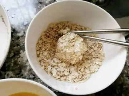 Make Roasted oats and bananas step 2