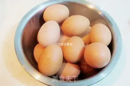 Make Boiled tea eggs step 1