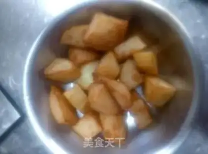 Make Curry potato chicken step 2