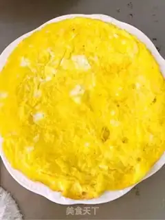 Make Tomato fried eggs step 4