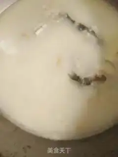 Make Strawfish soup step 2