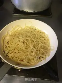 Make Garlic pepper pasta step 2