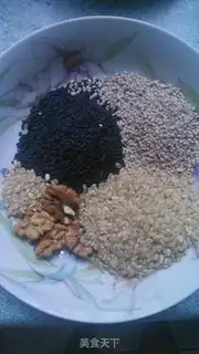 Make Black sesame rice step 0