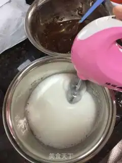 Make Strawberry cream rolls step 2