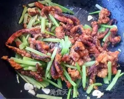 Make Squids need to blow up the celery step 11
