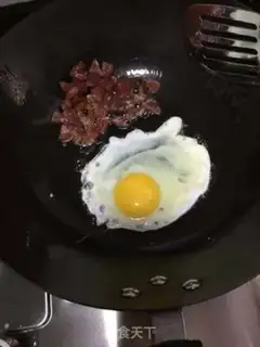 Make Tomato eggs and rice step 0