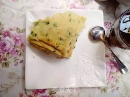 Make Onion omelet step 1