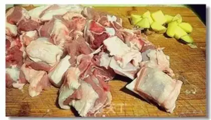 Make Roach and lamb step 1