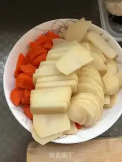 Make Spicy soup step 1