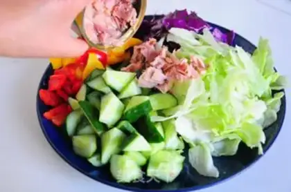 Make Tuna vegetable salad step 3