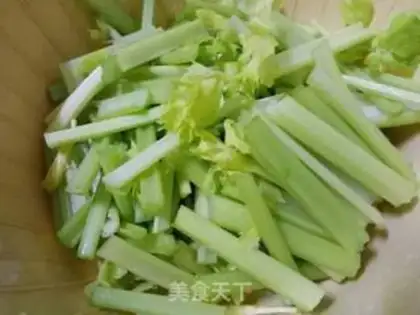 Make The celery chef