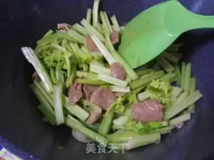 Make The celery chef