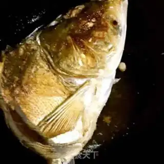 Make Red-burned fish head step 3