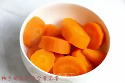 Make Carrot bread step 0