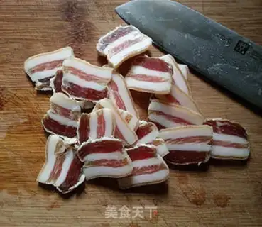 Make Bean petal sauce step 1