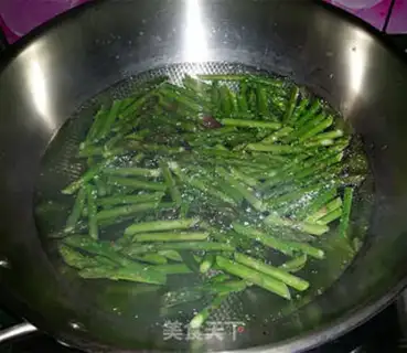 Make Bean petal sauce step 6