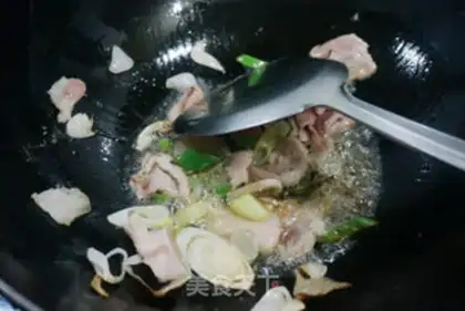Make Meat and garlic step 2