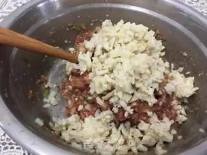 Make Fresh crystal dumplings step 1