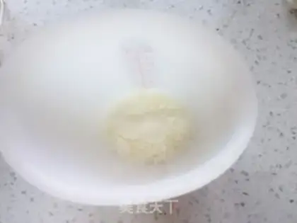 Make French cherry macaron step 1