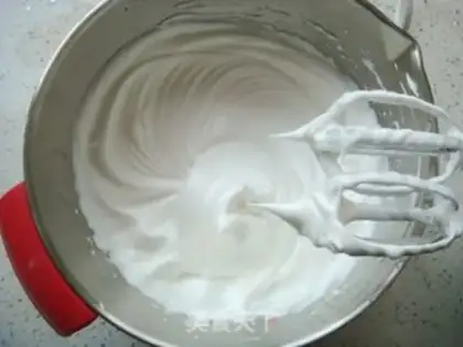 Make Little Bear Chifeng Cake step 7