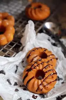 Make Donut cake step 12