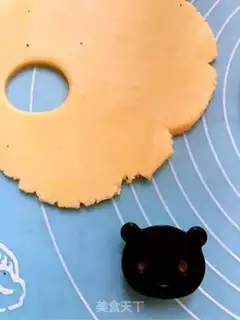 Make Panda cookies step 10