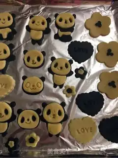 Make Panda cookies step 16