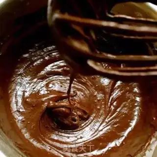 Make Chocolate pie step 5