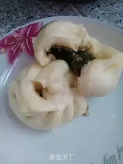 Make Puffy mushroom buns step 12