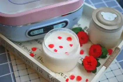 Make Roses tea and yogurt step 5
