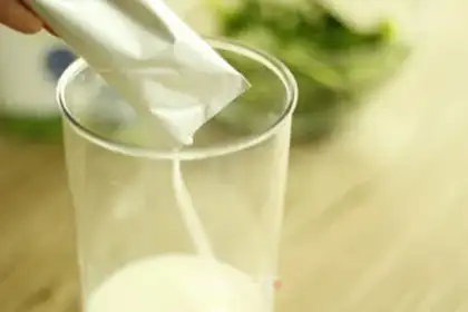 Make A venomous, thin, fruity milkshake step 5