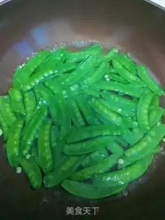 Make Sausage fried Dutch beans step 6