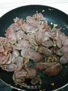 Make Sausage fried Dutch beans step 7