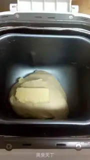 Make Bean Hokkaido toast step 4