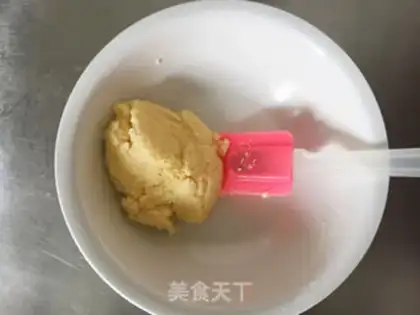 Make Coconut rolls step 3