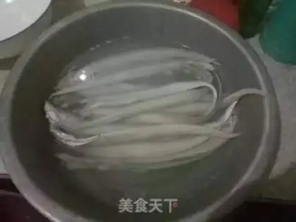 Make Dried fish step 0
