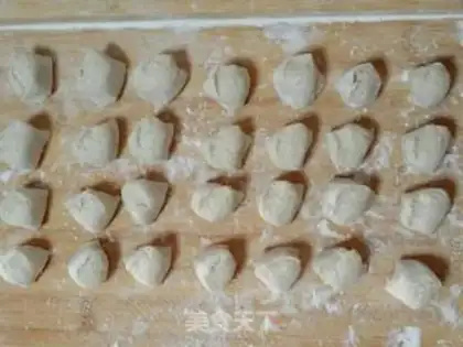 Make The moss pork dumplings step 3