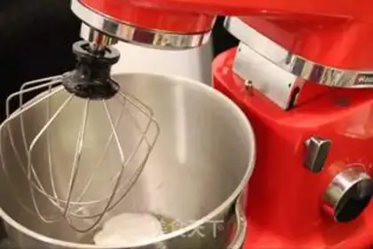 Make Black sesame ricin cake step 6